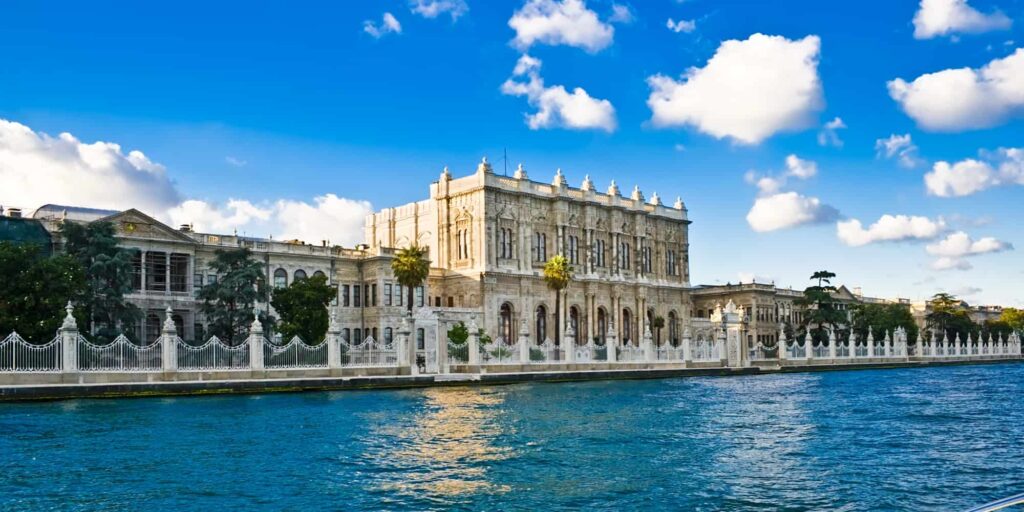 Dolmabahçe Palace and Bosphorus Yacht Tour: A Journey Through History and Luxury