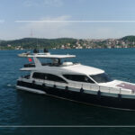 Imperial Elegance & Sunset Sails: Dolmabahçe Palace and Bosphorus Luxury Yacht Tour