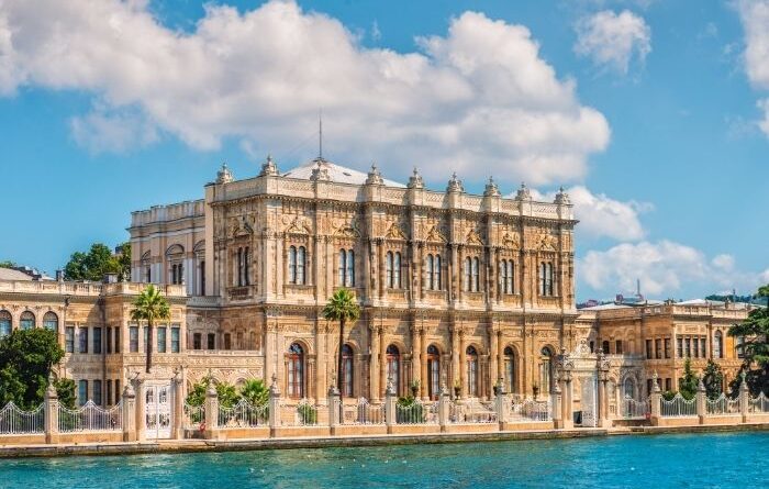 Dolmabahçe Palace and Bosphorus Yacht Tour: A Journey Through History and Luxury